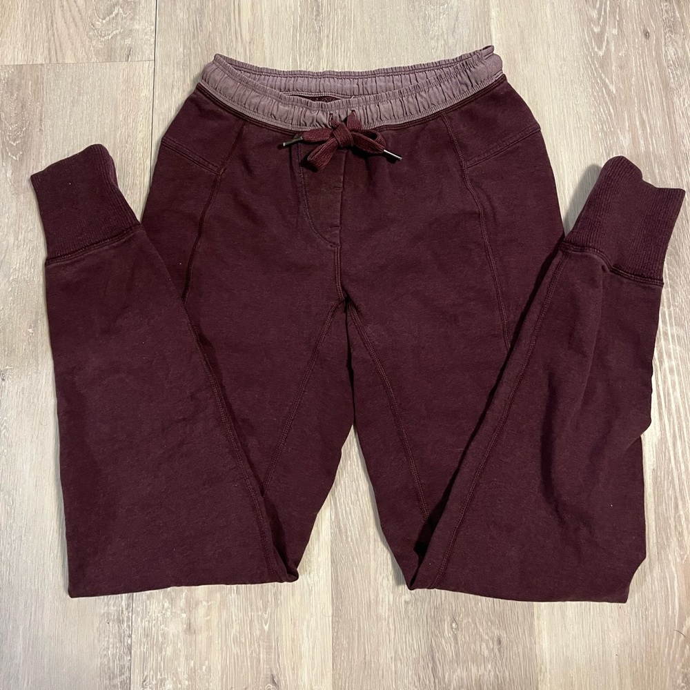 Size 4 Lululemon sweat joggers!